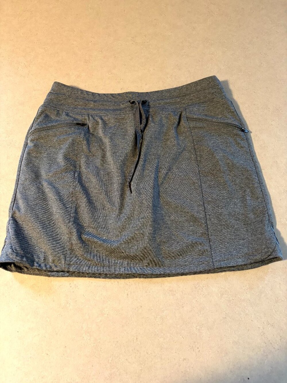 Tangerine Skort Women's Size L Grey Athletic Skirt w/Zipper Pockets Drawstring